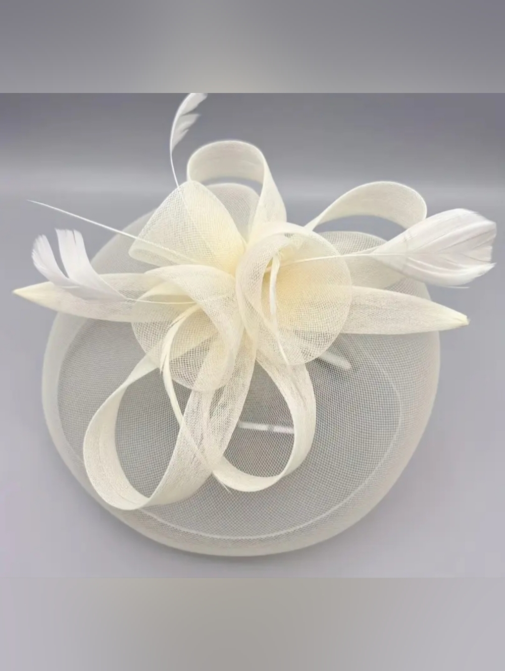 🐎NEW! Ivory Floral Fascinator Hat With Veil